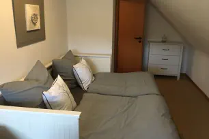 Ferienwohnung Hämelschenburg Hameln Bad Pyrmont Ansicht 1 Schlafzimmer 2 Ferienwohnung Hämelschenburg Hameln Bad Pyrmont Ansicht 1 Schlafzimmer 2
